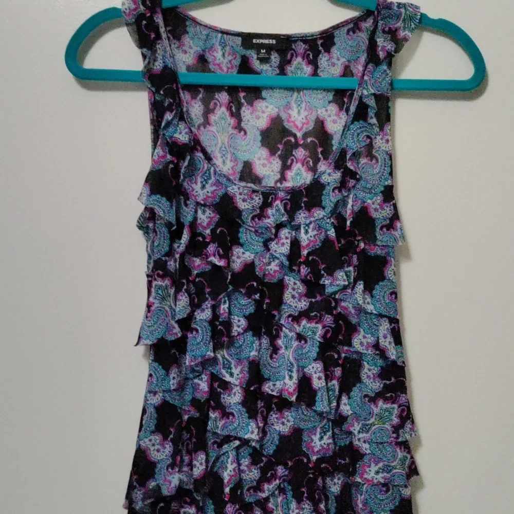 Express Top - Picture 2 of 7